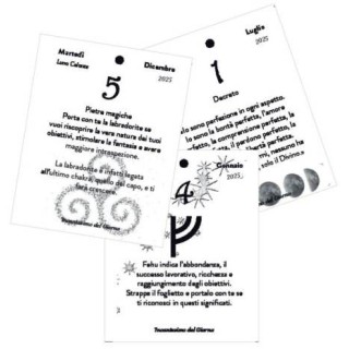 Incantesimo del Giorno - Calendario 2026 con supporto in legno
